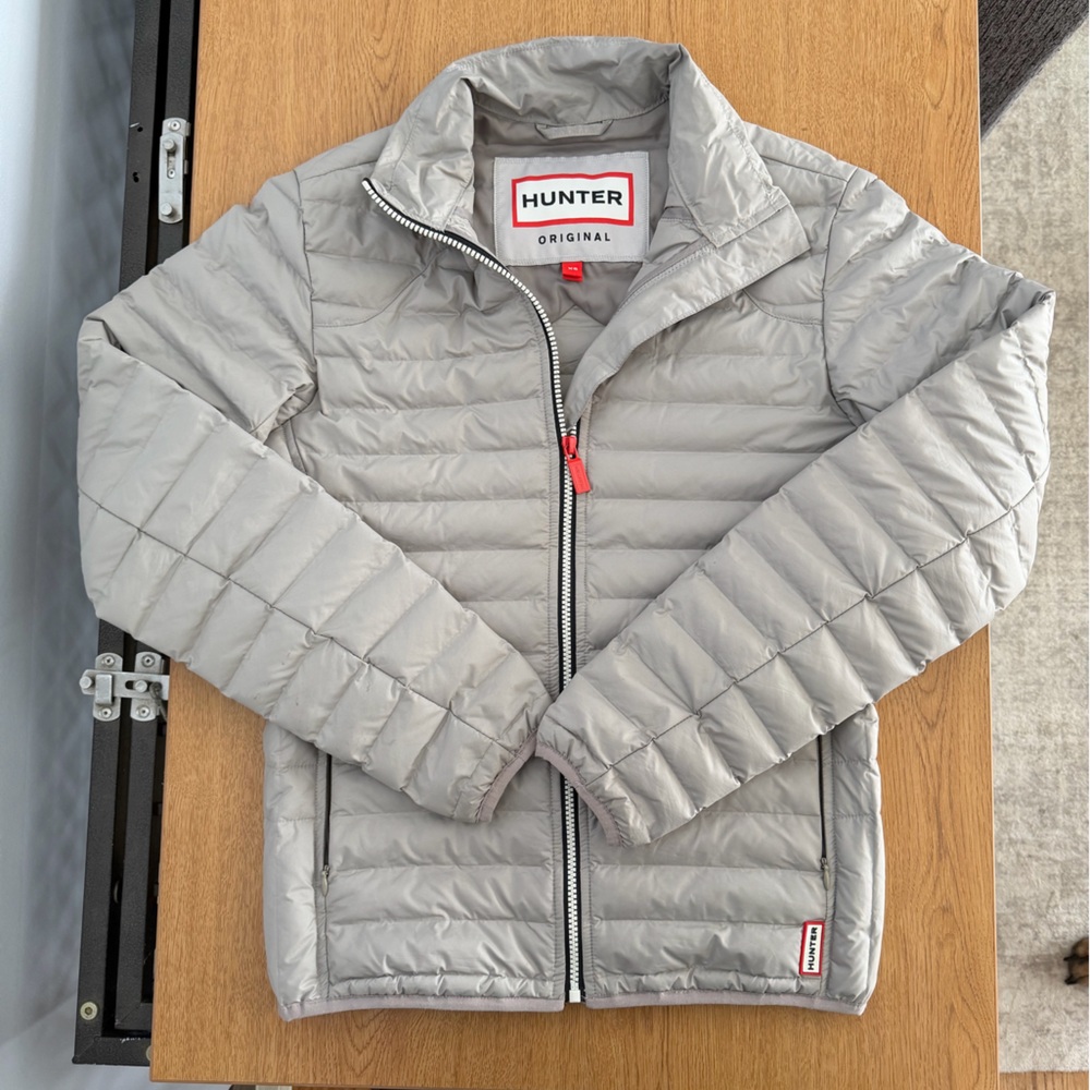 Hunter Quilted Packable Jacket in Light Gray